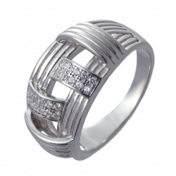Серебряное кольцо: размер 18, вес 6.22 гр.