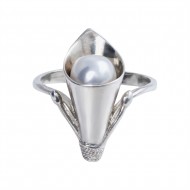 Серебряное кольцо: размер 16.5 , вес 3.00 гр.